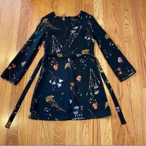 Like New Topshop Long Sleeve Floral Print Dress- Size 4